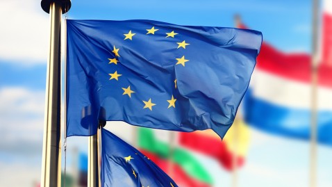 Fahne der Europäischen Union in Brüssel