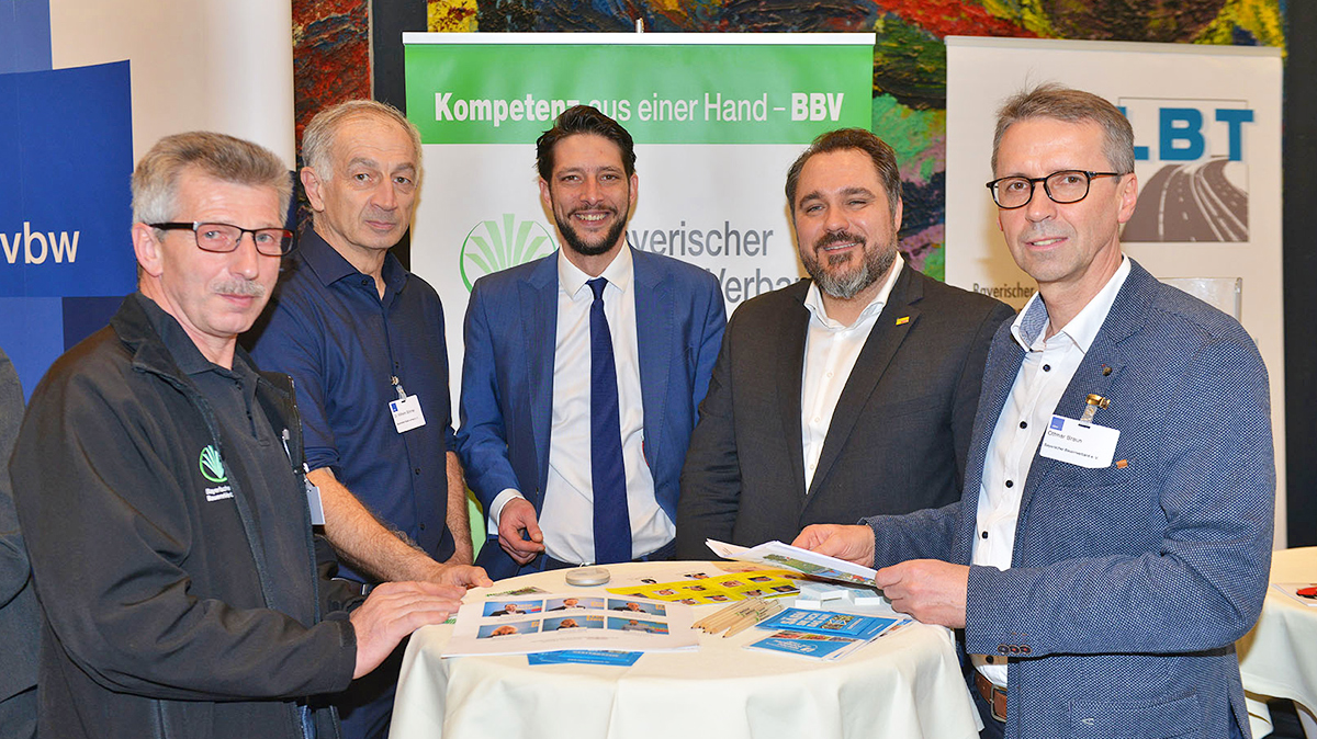 Von links: Vertreter des BBVs Rudolf Groß und Dr. Wilhelm Böhmer, Generalsekretär der FDP Bayern Norbert Hoffmann, FDP Landesvorsitzender Daniel Föst und vom BBV Ottmar Braun