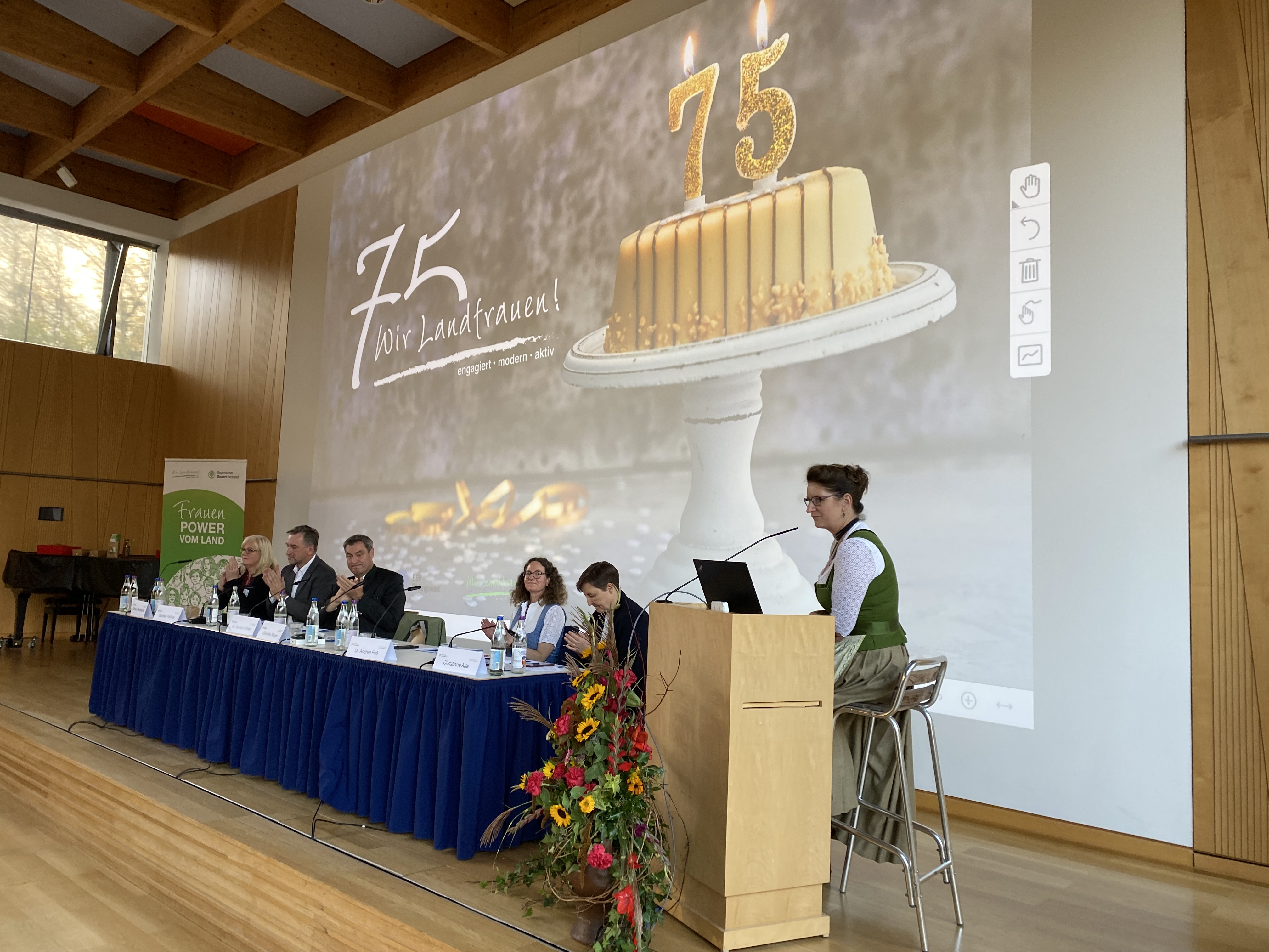 Auftakt 75 Jahre Landfrauen im BBV Auftakt 75 Jahre Landfrauen im BBV