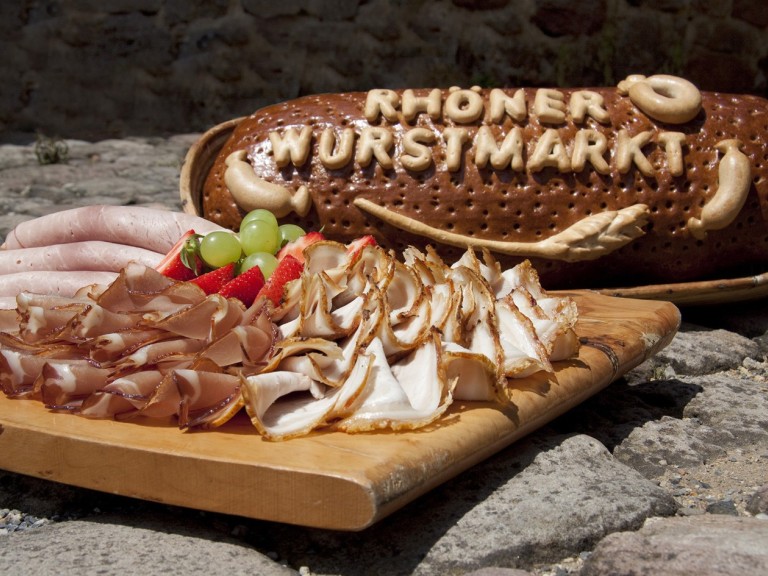 Brot mit Schriftzug Rhöner Wurstmarkt
