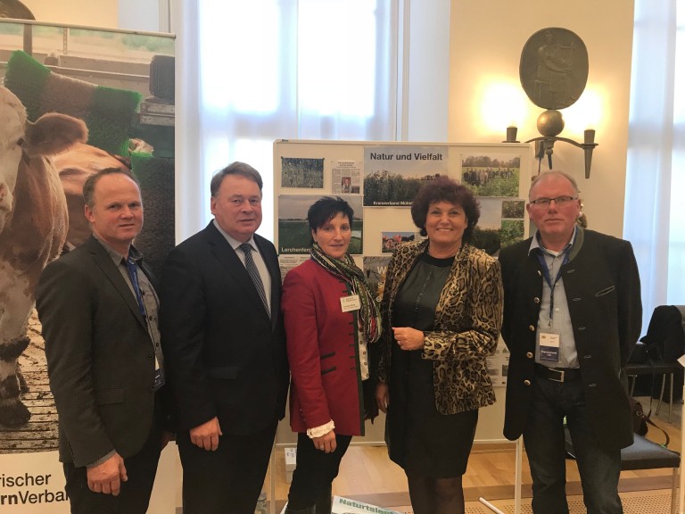 Altöttinger Bauern im Bayerischen Landtag