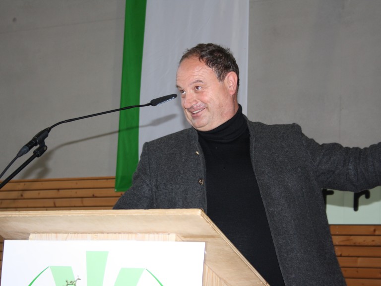 Pfarrer Rainer Maria Schießler beim Landfrauentag in Seubersdorf