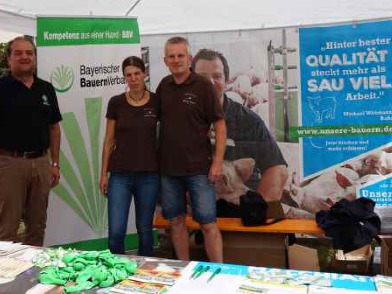 Hoftag Familie Dasch und GF Meth im BBV-Pavillon