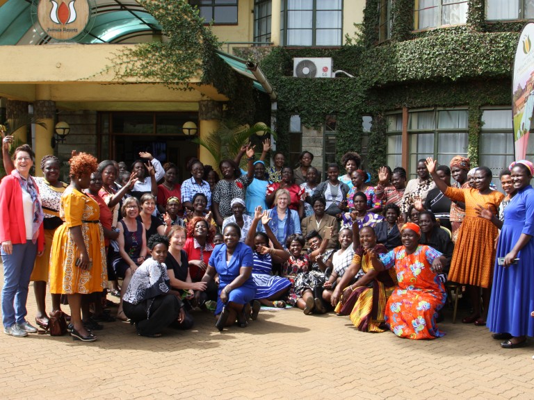 Bayerische Milchbäuerinnen engagieren sich in Kenia