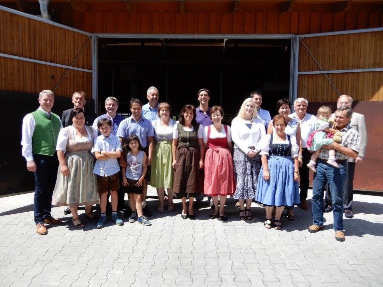 Landfrauen diskutieren mit Landtagskandidaten