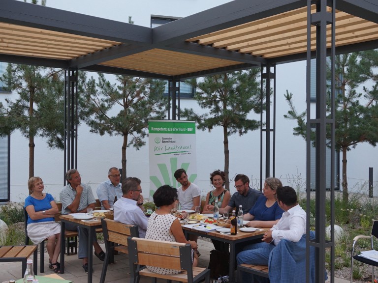 2018-08-03 Landtagskandidaten im Grünen Zentrum