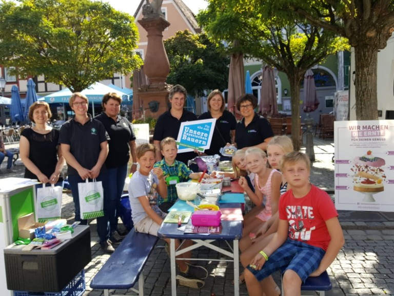 Gruppenbild Aktion Wir machen dein Pausenbrot