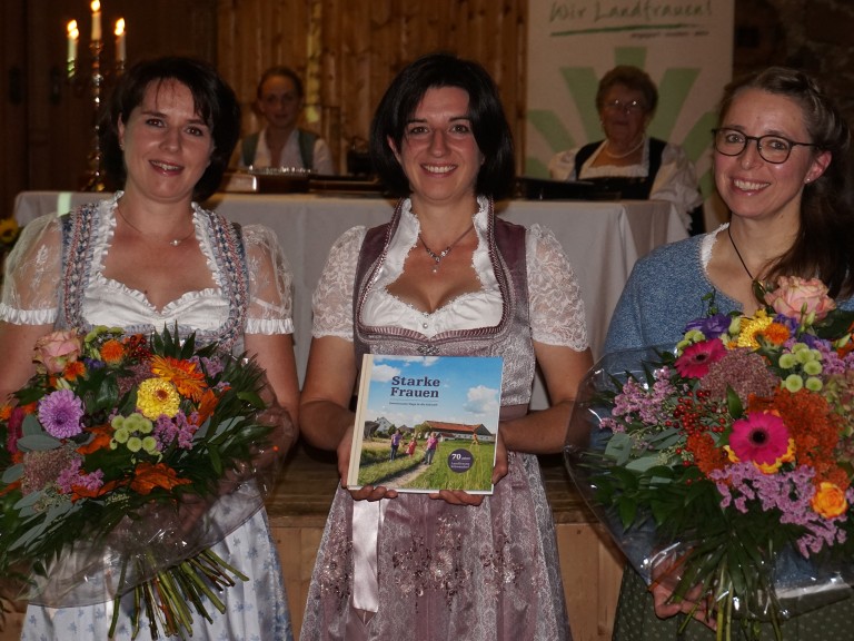 2018-10-15 70 Jahre Landfrauen, Starke Frauen, Buch