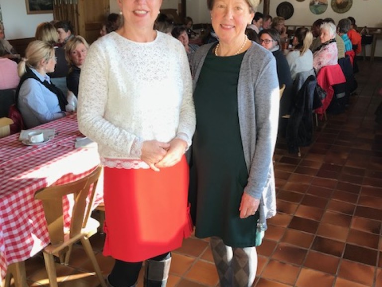 Kreisbäuerin Anita Painhofer und Susanne Porsche-Rohrer