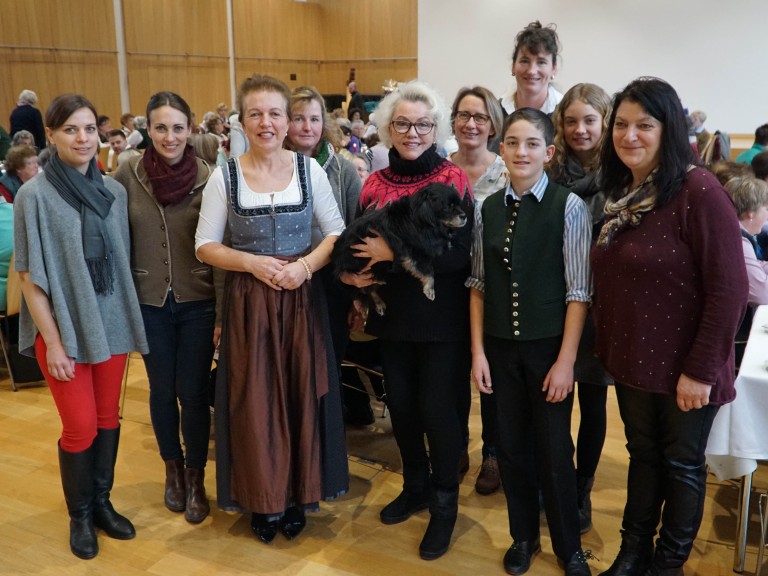 Veronika von Quast und Kreisbäuerin Anita Painhofer 