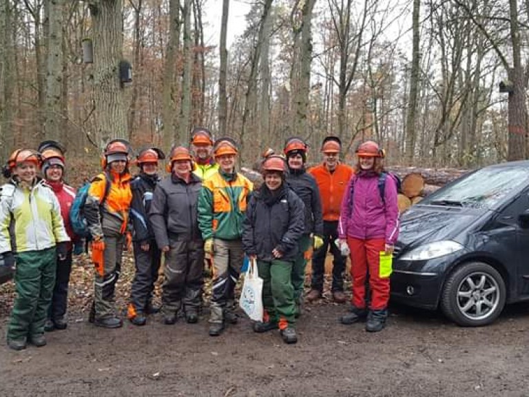 Motorsägenlehrgang für Frauen - Gruppenbild