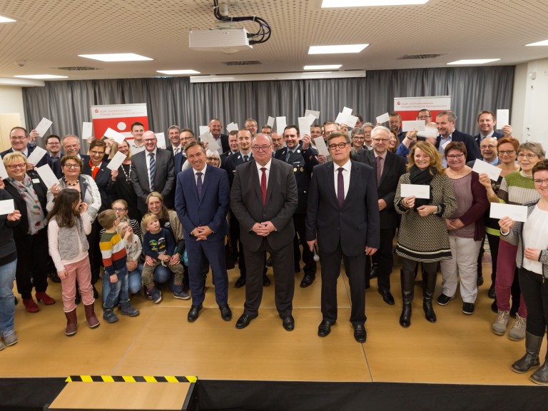 2019-01-15-Sependeübergabe-Stadt-und-Kreissparkasse 