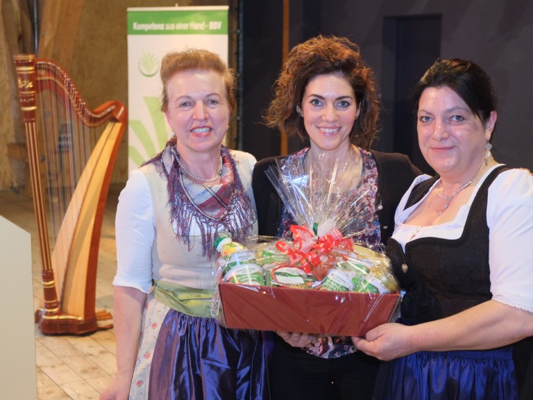 Kreisbäuerin Anita Painhofer, Katrin Lux, Christa Wagner