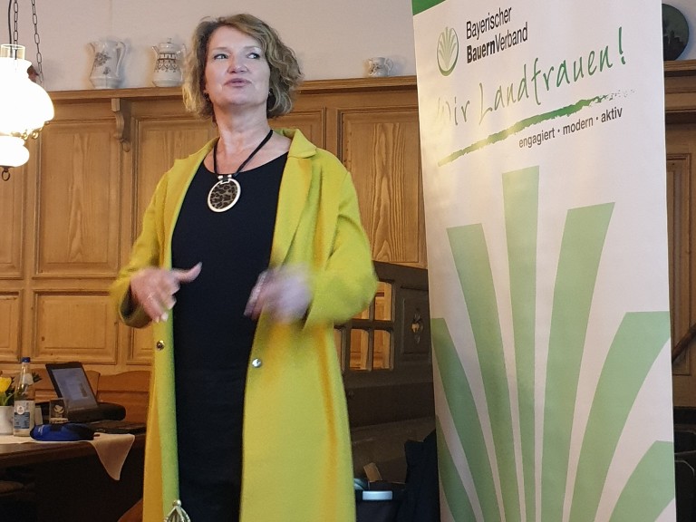 Imageberaterin Renate Sperber bei Ortsbäuerinnen-Arbeitstagung