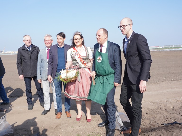 2019-04-26-Spargelsaisoneröffnung_KV_Nbg-Stadt