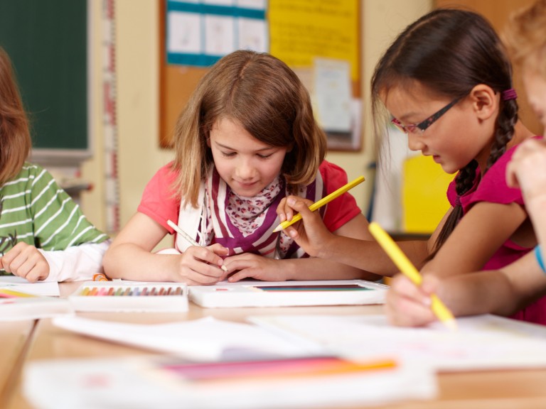 Kinder in der Schule