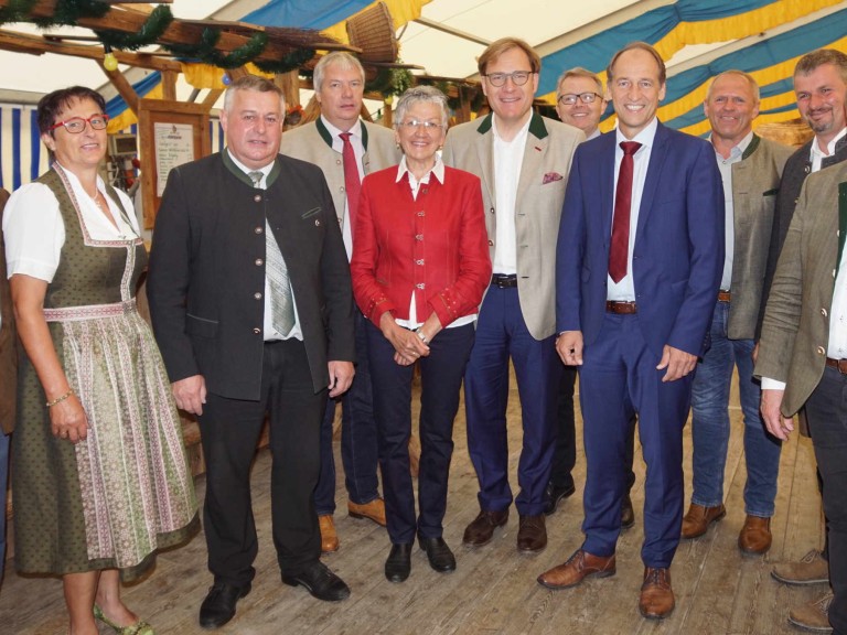 Ehrengäste