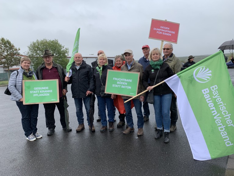 Demonstranten aus der Oberpfalz in Mainz