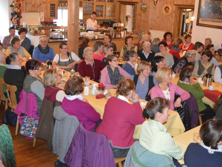 Die Landfrauen im Gasthof Lieberwirth in Schöffau