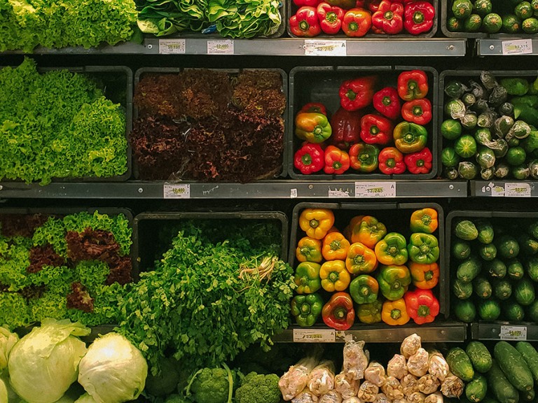 Gemüse in Supermarkt