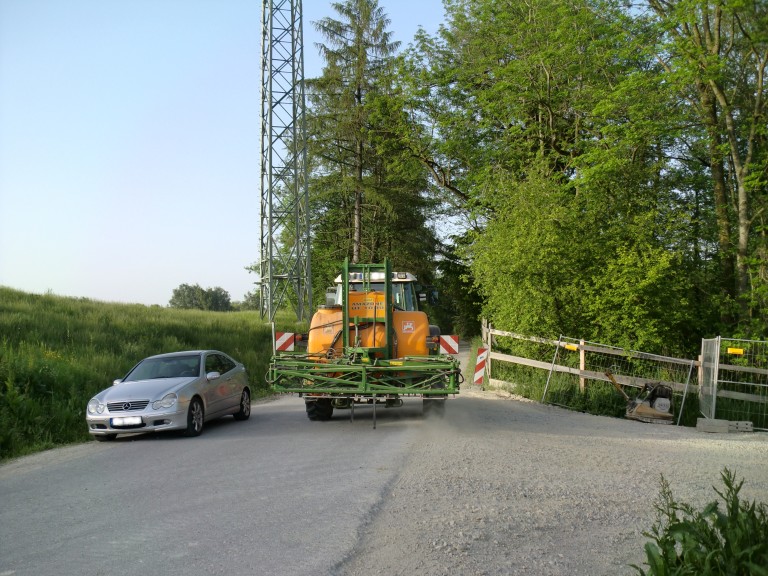 Landwirtschaftliche Fahrzeuge im Straßenverkehr