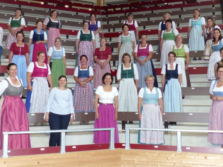 Gruppenfoto Ortsbäuerinnen Miesbach 2020