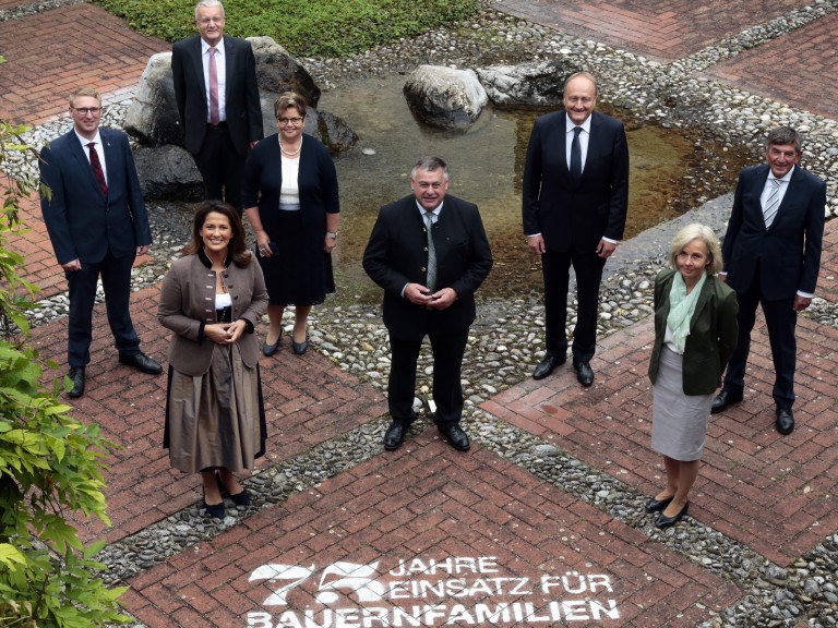 Ehrengäste beim Fest-Präsidium des Bayerischen Bauernverbandes anlassläich 75 Jahre BBV.