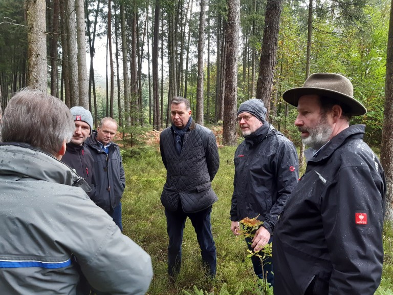 2020-10-16 Waldbegehung mit MdB Mayer