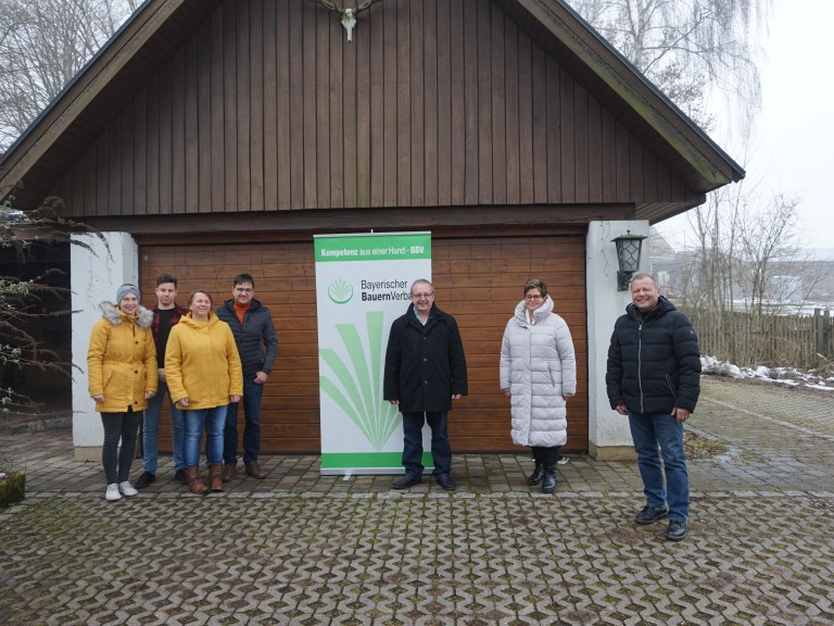 Stallgespräch in Neudorf