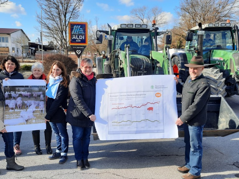 Protest vor Aldi in Zusmarshausen