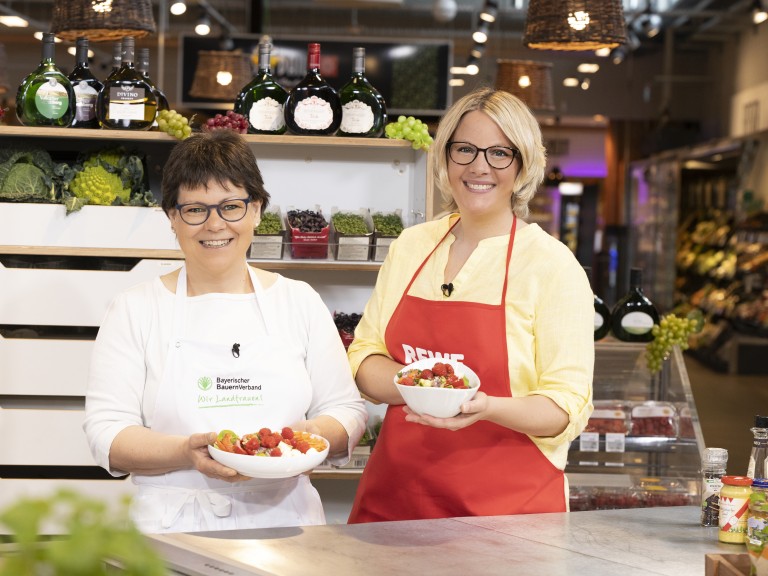 Landfrauen-on-Tour-mit-Rewe