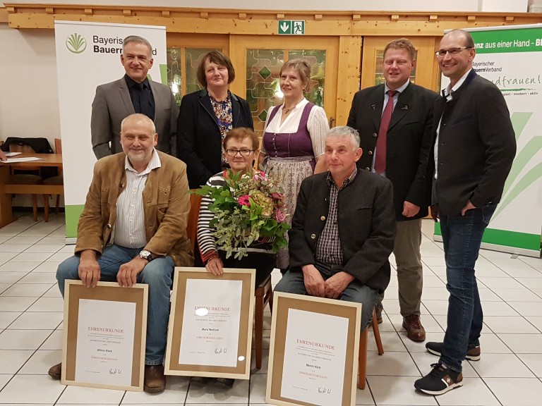 Ehrenortsobmann und Ehrenortsbäuerin