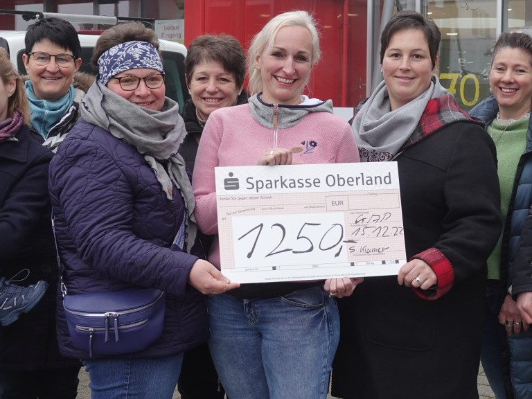 Spendenübergabe der Landfrauen