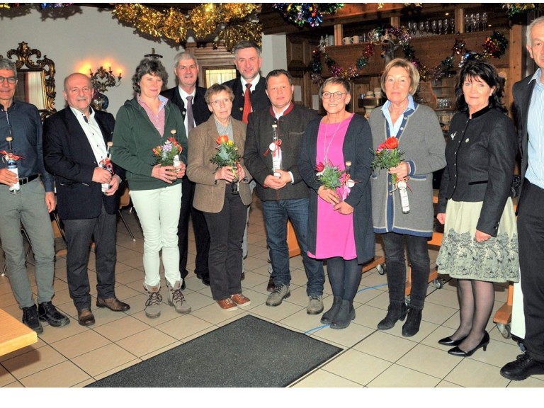 Gruppenbild Ehrenamtliche Bezirk Ofr.