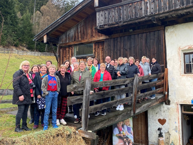 Gruppenfoto des Dreiländertreffens der Landfrauen.