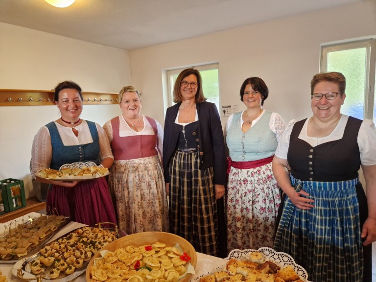 Landfrauen mit Ilse Aigner