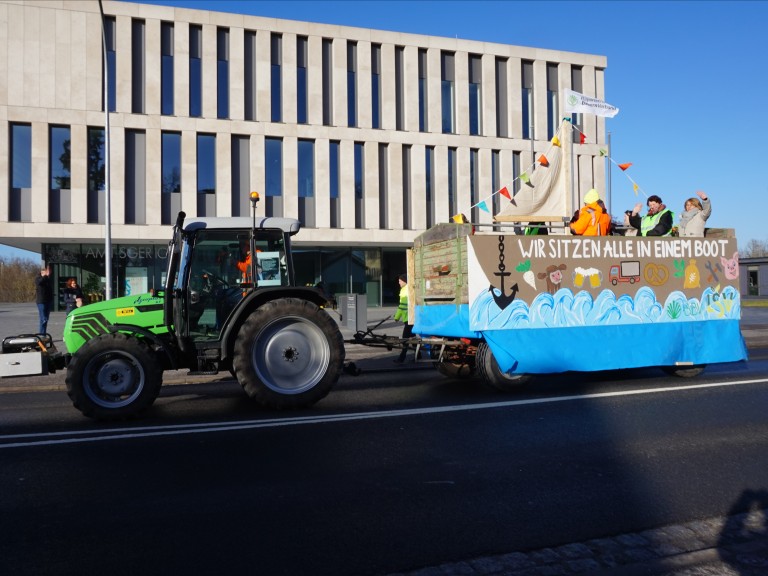 Wir sitzen alle in einem Boot