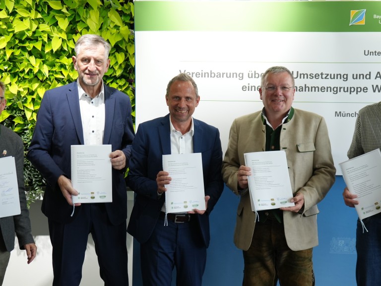 Unterzeichnung Maßnahmengruppe Wolf MGW