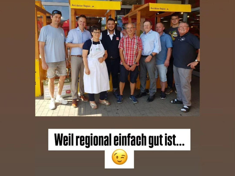 Regionalmarktplatz am REWE-Markt in Bad Windsheim