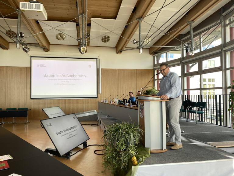 Mitgliederversammlung zum Thema Bauen im Außenbereich
