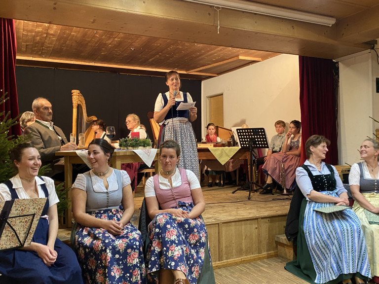 Adventfeier der Miesbacher Landfrauen 2024
