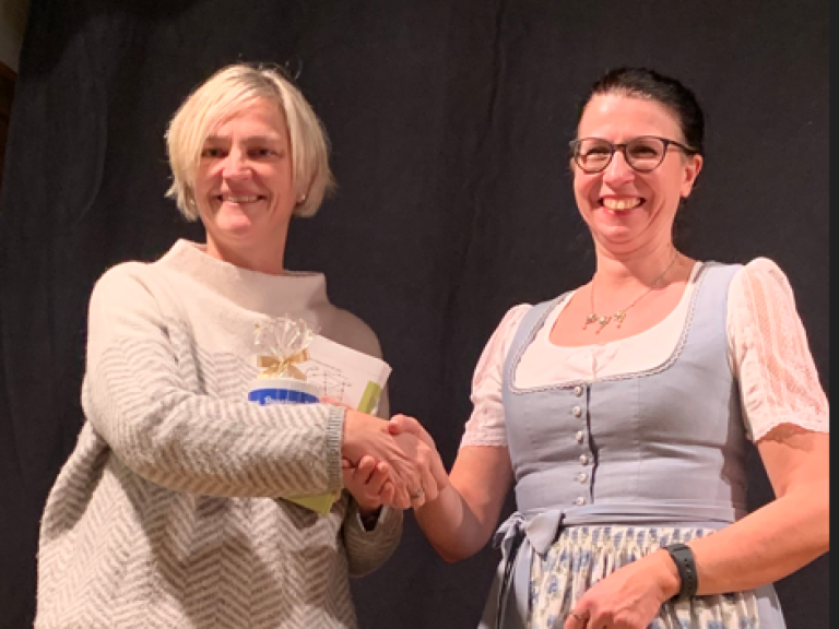 Landfrauen spenden für Fendsbacher Hof