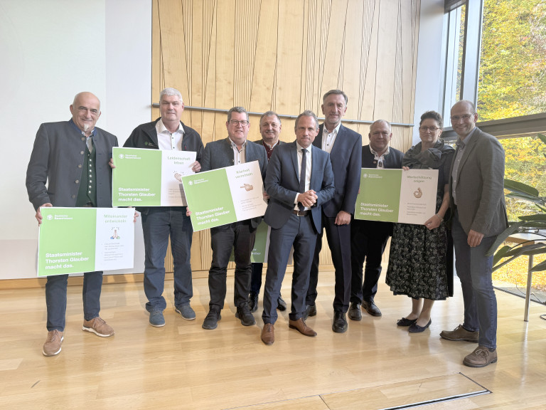 Umweltminister Glauber bei der Kreisobmännertagung  Umweltminister Glauber bei der Kreisobmännertagung