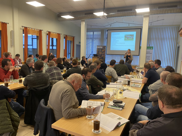 Das Interesse war groß: Zahlreiche Vorstände aus den oberfränkischen Jagdgenossenschaften nutzten die BBV-Seminare zur Fortbildung und zum Austausch