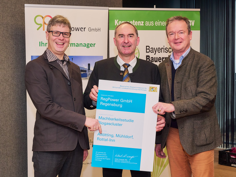 Förderurkunde für Pilotprojekt „Biogascluster“