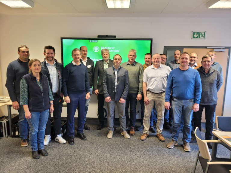 Die Präsenzteilnehmer des Netzwerk-Veredelung