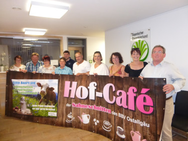 Sahneschnitten, Hof-Café
