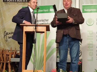 2019-06-06-Bauerntag Kreisobmann mit Referent