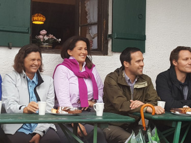Die politischen Ehrengäste auf der Vereiner Alm