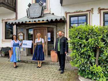 Scheckübergabe in Rohrdorf